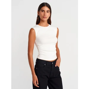 21054 Büzgülü Basic T-Shirt-Ekru