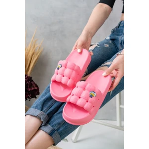 Kadın Lüks Hafif ve Yüksek Taban Kaymaz Sticker Desenli Günlük Plaj Deniz Havuz Banyo Terliği jel