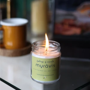 Vanilya Kokulu Pamuk Fitilli Dekoratif El Yapımı ve %100 Doğal Soya Mumu