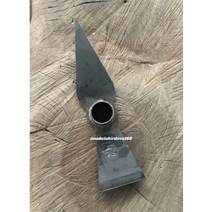 Çelik Bahçe Çapası 1 Kalite Çelik Çapa Saplı Sivri Çapa