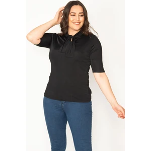 KADIN SİYAH YAKA FULAR BAĞLAMALI BLUZ