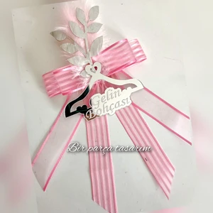 Pembe Renkli Pleksi Gelin Bohça Süsü