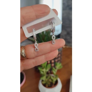 Çelik Zirkon Taşlı Minimalist Küpe Kız Çocukları Için Uygundur