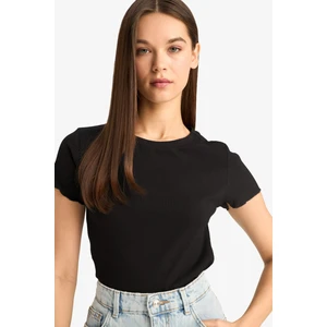 Fitted Bisiklet Yaka Basic Düz Kısa Kollu Beyaz Tişört F3486AXNS