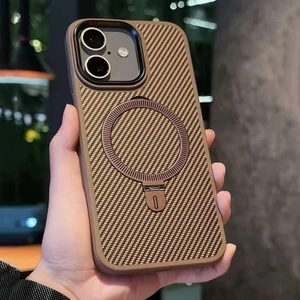 Apple iPhone 16 Uyumlu Kılıf Zebana Best Karbon Fiber Kılıf (Kablosuz Şarj Destekli) Kahverengi