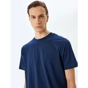 Bisiklet Yaka Pamuklu Regular Fit Kısa Kollu Basic Tişört