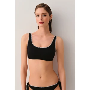 Lisa Kroşeta Detaylı Bralet Bikini Üst