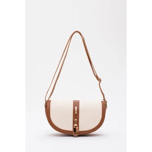 Shaka Krem-Taba Shk92 Kilit Detaylı  Deri Tek Bölmeli Çıtçıtlı El, Kol Ve Omuz Çantası U:15 E:25 G:6 Cm