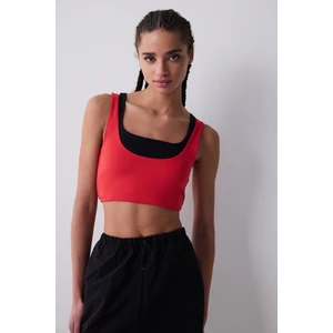 Sporty Cut Out Kırmızı Üst