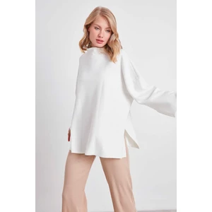Düşük Kol Yakalı Yanlar Yırtmaçlı Örme Oversize Bluz