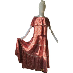 Çiçek Desenli Çingene Eteği, Fırfırlı Çan Etek ve Bluz Ikili Takım Çingene Elbisesi, Her Adımda Tarz