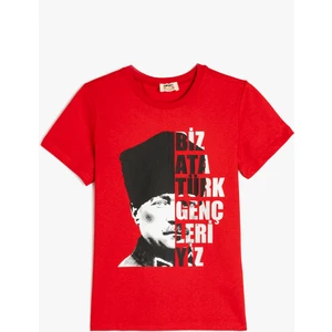 Atatürk Baskılı Kısa Kollu  Bisiklet Yaka Pamuklu Tişört