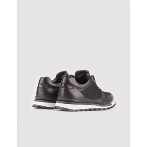 Hakiki Deri Siyah Bağcıklı Deri Kaplamalı Kaymaz Kauçuk Taban Erkek Spor Ayakkabı