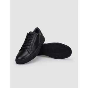 %100 Hakiki Deri Siyah Bağcıklı Erkek Spor Ayakkabı