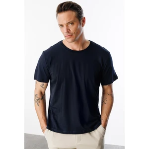 Erkek T-Shirt  Pamuk Regular Fit Standart Kesim Bisiklet Yaka Basic Tişört Basıc-T-Shırt1