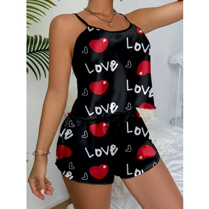 Love Baskılı Kalp Desenli Siyah Saten Şortlu Gecelik Takım