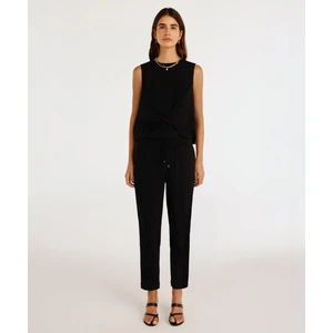 Beli Bağlama Detaylı Pantolon