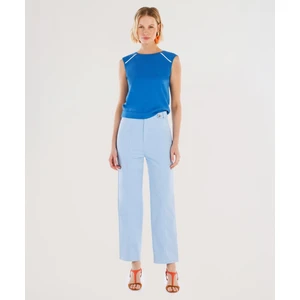 Bisiklet Yakalı Kolsuz Triko