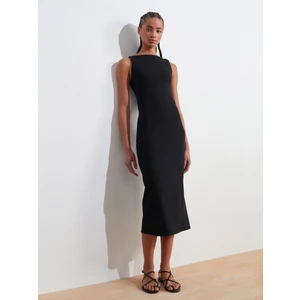 91099 Vücuda Oturan Midi Elbise-Siyah