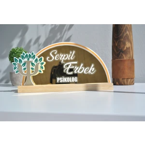 Psikolog Figürlü Altın Pleksi Masa Isimliği