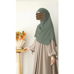 Tesettür Hijab Medine Ipeği Eşarp Küf Yeşili