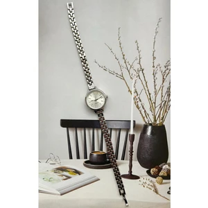 Minimal Metal Kordon Kadın Kol Saati Gümüş Renk