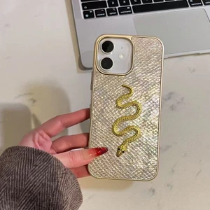 Apple iPhone 11 Uyumlu Kılıf Zebana Golden Serpent Silikon Kılıf Gold