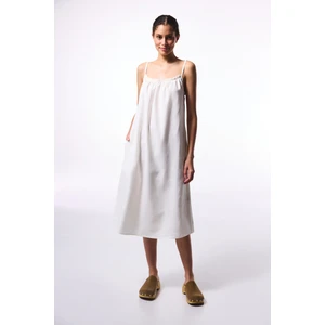 Beyaz Natural Keten Kare Yaka Uzun Elbise