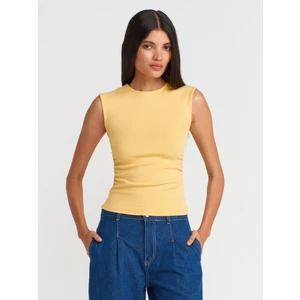 21054 Büzgülü Basic T-Shirt-Sarı