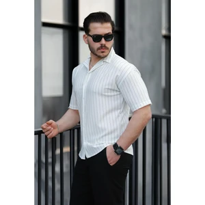 Apaş Yaka Krep Kumaş Çizgili Yarım Oversize Erkek Gömlek - Beyaz