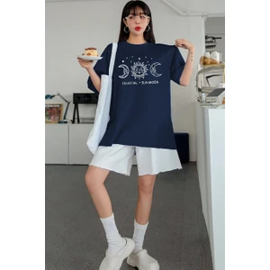 Kadın Lacivert Oversize Celestial Sun Moon Baskılı T-Shirt - K2113