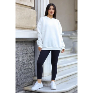 Kadın Ekru Basic 0 Sıfır Yaka Baskısız Düz Oversize Salaş Bol Kesim Polar Sweatshirt