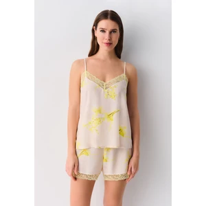Lucky Kadın Şort Pijama Takımı Çiçekli Desen V Yaka Kısa Kol Sarı