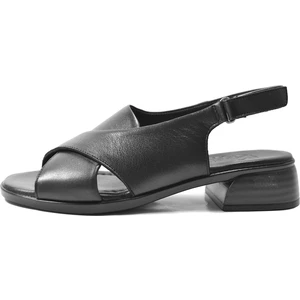 10215  Deri Bej & Siyah Anatomik Kısa Topuklu Kadın Sandalet