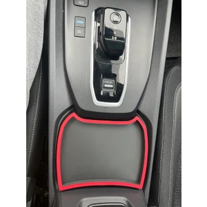 Nissan Qashqai 2024 Kol Dayama Torpido Aksesuarı – Araç İç Aksesuarı