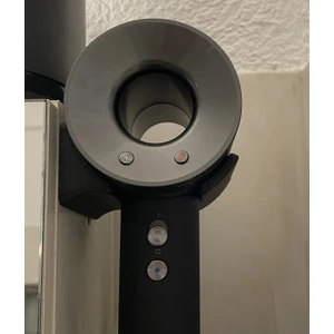 Dyson Supersonic Saç Kurutma Makinesi Askı Aparatı – Saç Aleti Düzenleyici