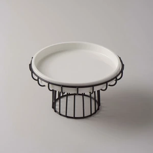 Arlina Ayaklı Porselen-Metal Servis Tabak 20,5x20,5x11,5 cm Şık Beyaz Tasarım