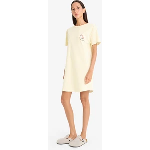 Regular Fit Bisiklet Yaka Baskılı Kısa Kollu Gecelik-Fall in Love F1614AX25SM