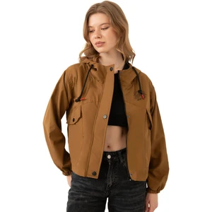 Spor Kadın Su Geçirmez ve Rüzgara Dayanıklı Kapüşonlu Cepli Çıt Çıtlı Mevsimlik Yağmurluk