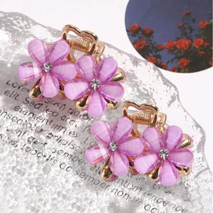 Metal Çiçekli Zarif Gold Mandal Toka 2 Adet Kristal Taşlı Kadın Trend Saç Tokası