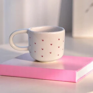 Yuugi Ceramic El Yapımı Seramik Kupa - Minimal Pembe Kalpli Kupa Bardak - 200 ml Mug Kalp Desenli Kahve Bardağı