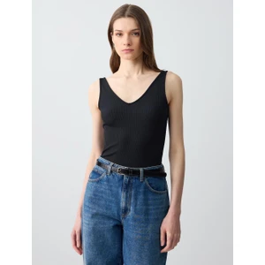 Jimmy Key Siyah Dar Kesim V Yaka Örme Atlet