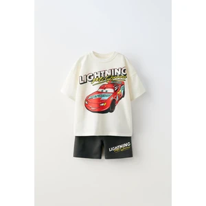 Erkek Çocuk Pamuklu Krem Lightning Mcqueen Baskılı T-Shirt ve Siyah Şort Takım
