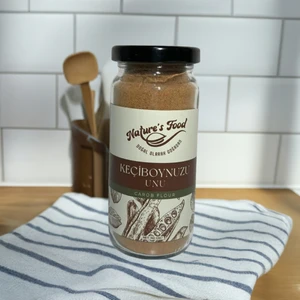 Nature's Food Keçiboynuzu Unu Katkısız Içerik 150GR Cam Şişe A, B2, B3 ve B6 Vitamini Deposu.