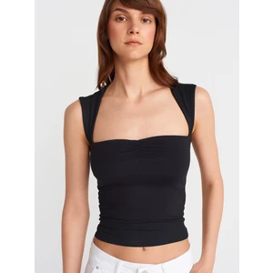 31780 Sırt Detaylı Top-Siyah