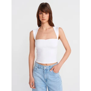 31780 Sırt Detaylı Top-Beyaz