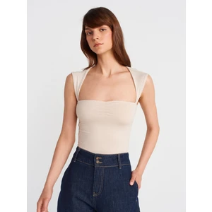 31780 Sırt Detaylı Top-Bej