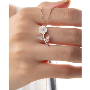 Kadın Orjinal 925 Ayar Gümüş Sedef Taşlı Manolya Çiçeği Model Kolye