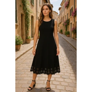 Kadın Kolsuz Etek Ucu Lazer Kesim Çiçek Desenli Midi Boy Ithal Krep Elbise