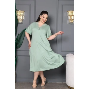 Bambu V Yaka Dantel Detaylı Eteği Kloş Elbise Büyük Beden 6xl